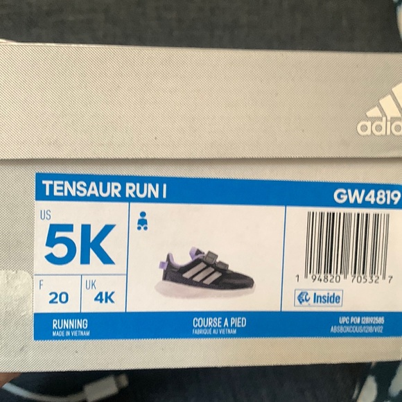 New adidas Tensaur Run
Toddler Sneakers size 5 - Picture 9 of 10